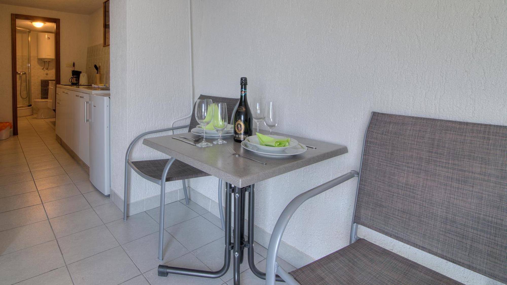 Senj Apartment Bilik gambar