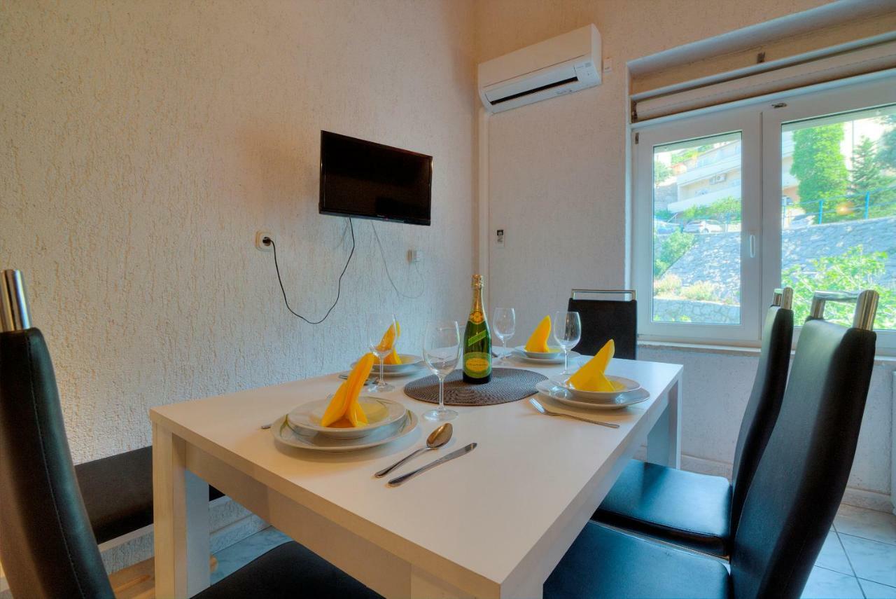 Senj Apartment Luaran gambar