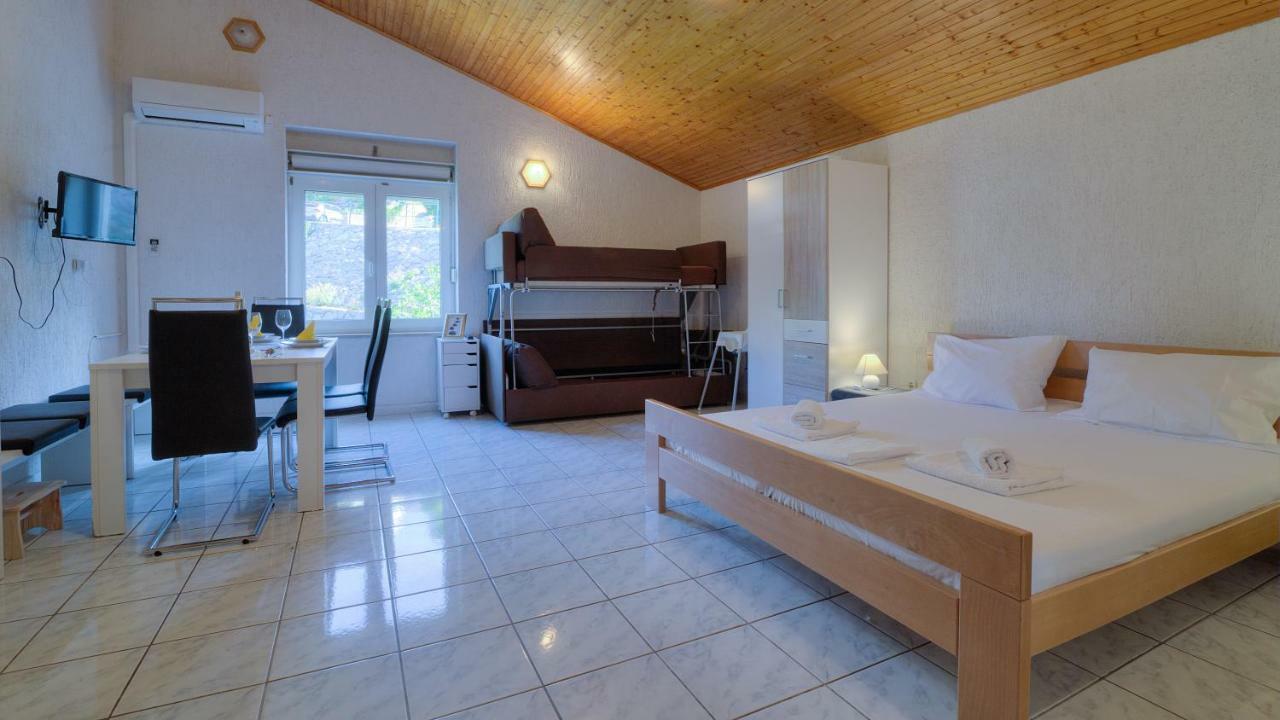 Senj Apartment Luaran gambar