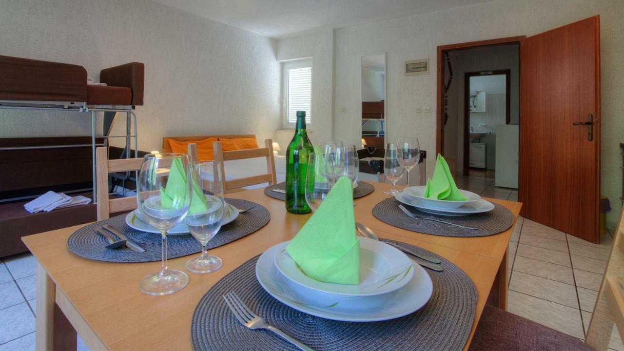 Senj Apartment Luaran gambar